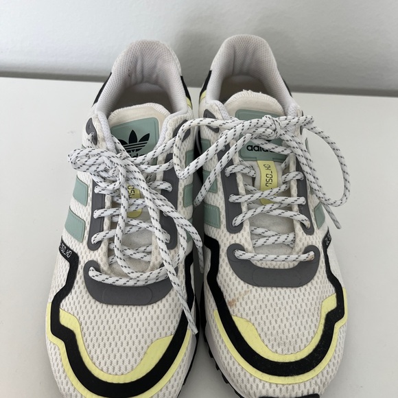 Adidas ZX 750 HD White Sneakers - Picture 2 of 6